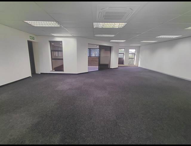 149M² OFFICE TO LET IN HURLINGHAM